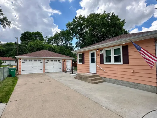 4833 Florida AVE N, Crystal, MN 55428
