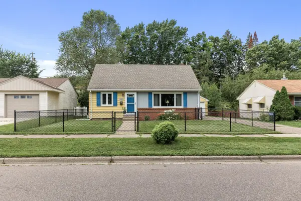 439 17th AVE N, South Saint Paul, MN 55075