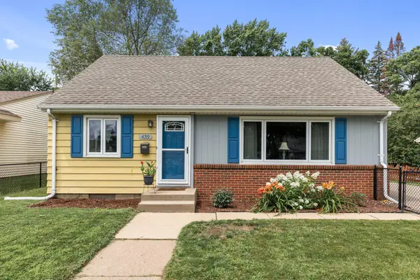 439 17th AVE N,  South Saint Paul,  MN 55075