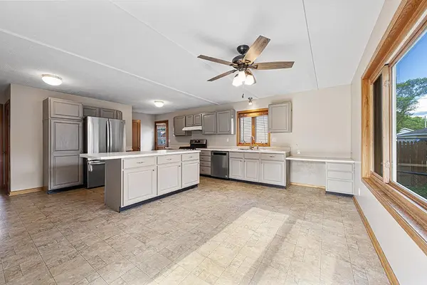 413 Tyler AVE, North Mankato, MN 56003