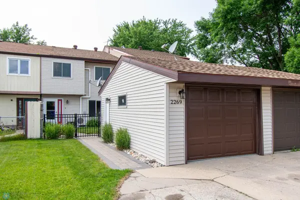 2269 32nd AVE S, Fargo, ND 58103