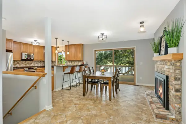 5215 Hanrehan Lake BLVD, Savage, MN 55378