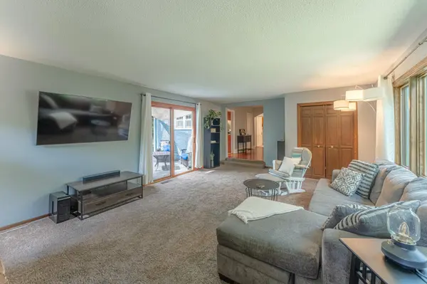 2132 Burke AVE E North Saint Paul, MN 55109