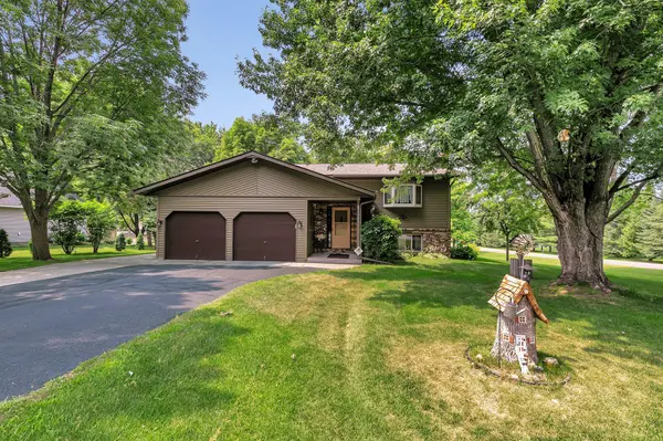 2041 Oak DR, Sauk Rapids, MN 56379
