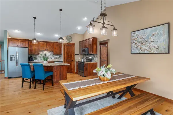 234 Glenmeadow ST River Falls, WI 54022