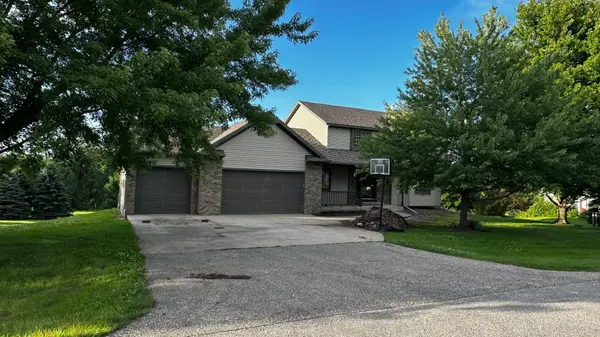 619 Zumbro Hills DR SW, Oronoco, MN 55960