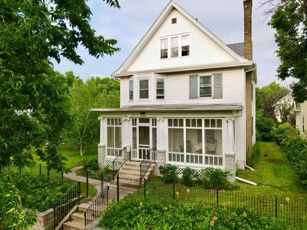 2725 18th AVE S, Minneapolis, MN 55407