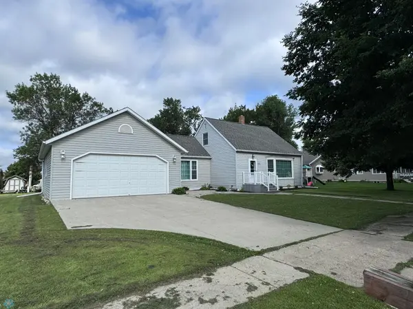 475 4th ST SW, Forman, ND 58032