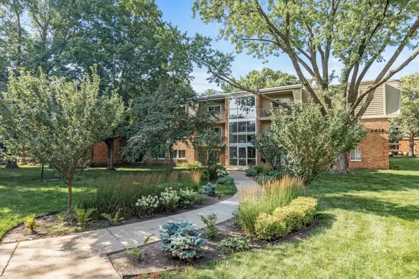 7414 W 22nd ST #305, Saint Louis Park, MN 55426