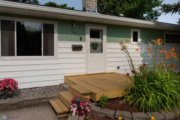 2011 9th ST S, Moorhead, MN 56560