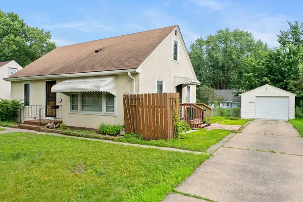 4212 Islemount PL, Robbinsdale, MN 55422
