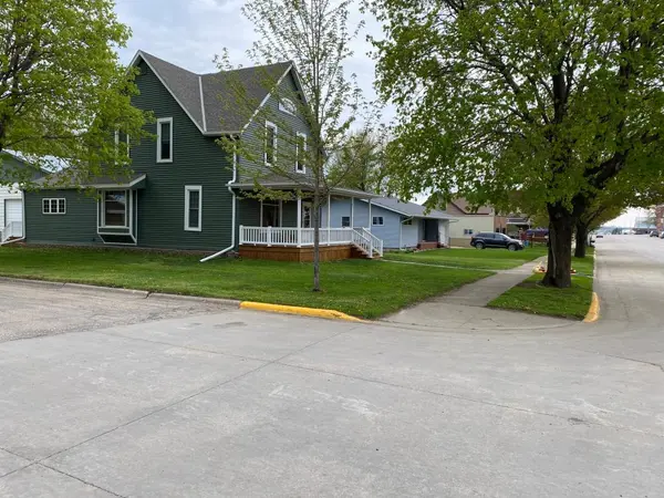 323 Maine AVE, Adrian, MN 56110