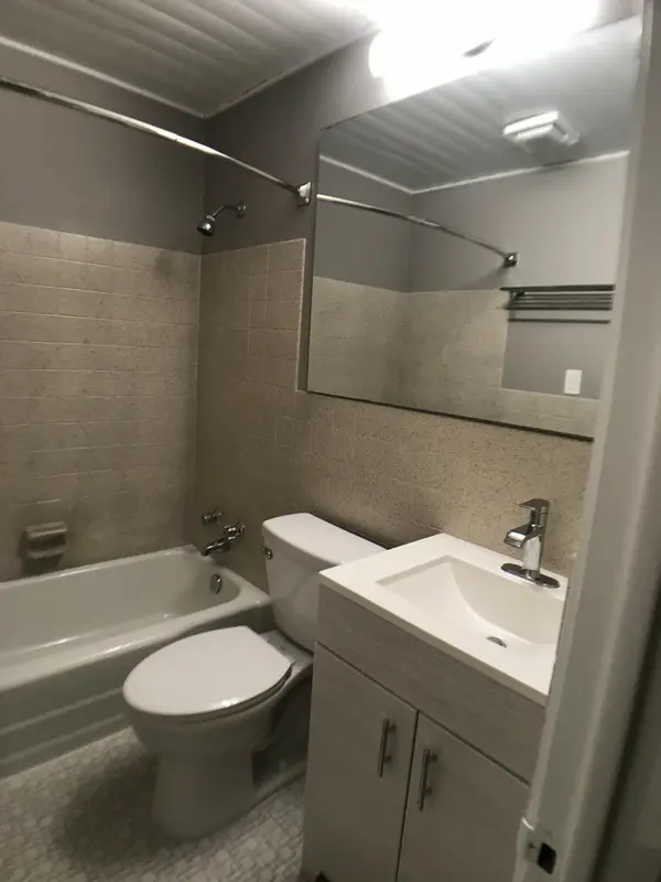 2385 Unity AVE N Golden Valley, MN 55422