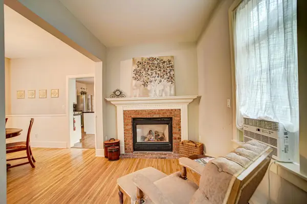 807 3rd ST S Stillwater, MN 55082