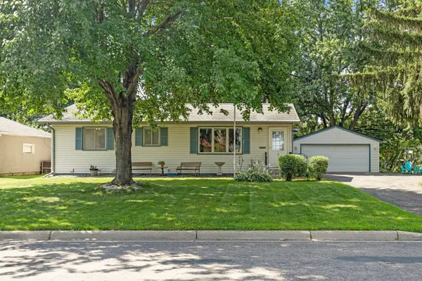 3750 71st ST E, Inver Grove Heights, MN 55076