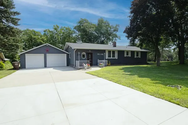 23024 Ulm CT, Acoma Twp, MN 55350