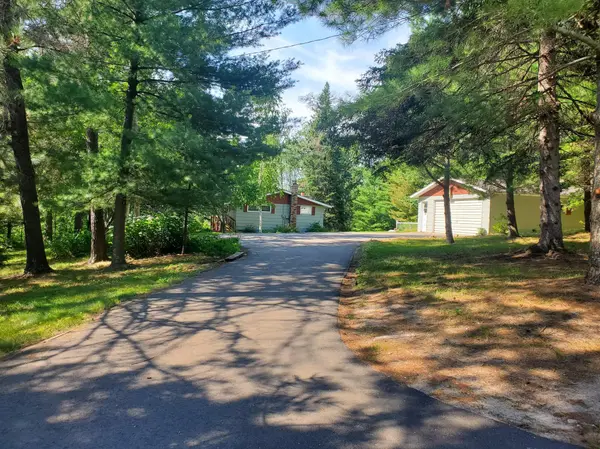 27684 W Twin Lake DR, Pequot Lakes, MN 56472