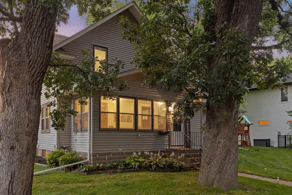 1921 Eustis ST, Lauderdale, MN 55113