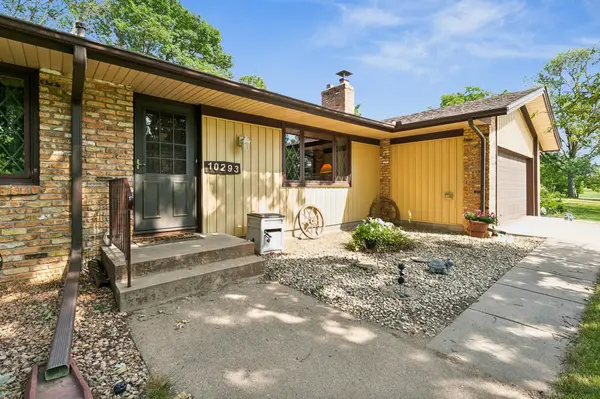 10293 Crocus ST NW, Coon Rapids, MN 55433