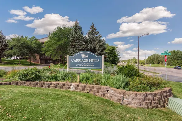 3425 Golfview DR #322, Eagan, MN 55123