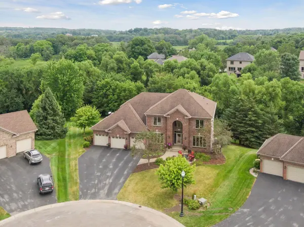 8061 Stone Creek CT, Minnetrista, MN 55375