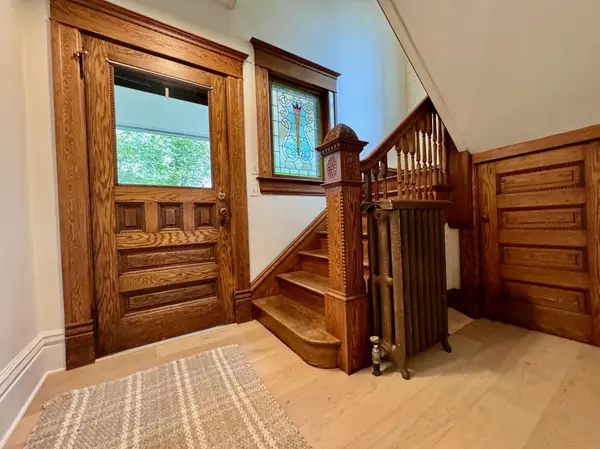 406 Marshall ST W, Marshall, MN 56258