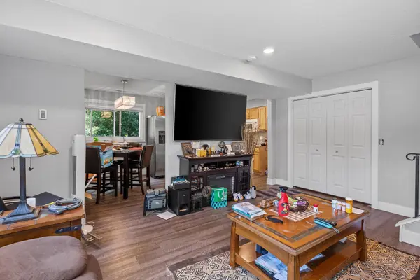 12916 Pilgrim LN N, Champlin, MN 55316