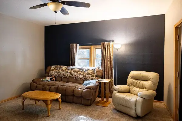 1109 2nd ST NW, Faribault, MN 55021