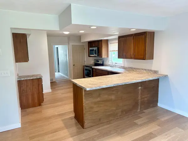 209 Independence AVE S, Clarks Grove, MN 56016