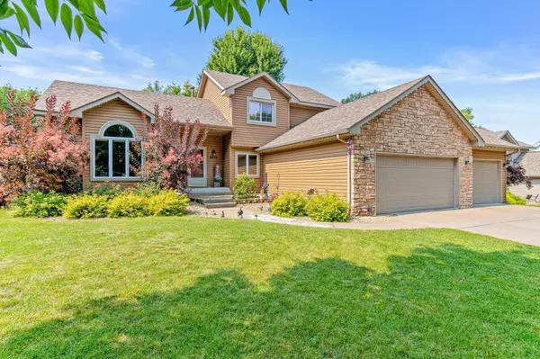6619 Ruffed Grouse RD, Lino Lakes, MN 55014