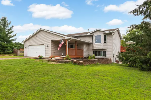 3530 Kings HWY NW, Saint Francis, MN 55040