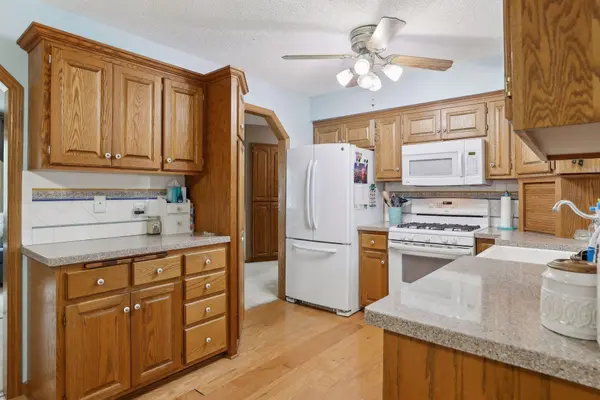 3913 98th LN NE, Blaine, MN 55014