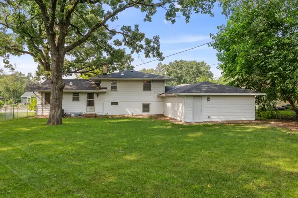 2226 County Road F E, White Bear Lake, MN 55110