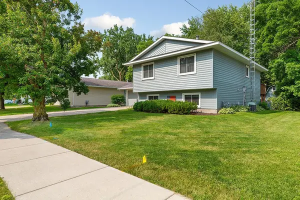 802 4th ST SW, Waseca, MN 56093
