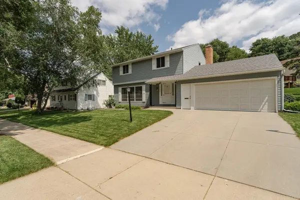 2020 13th AVE NW, Rochester, MN 55901