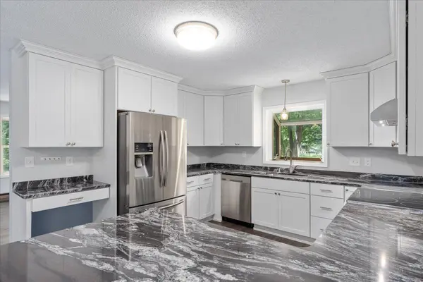 27105 Jody CT, Chisago City, MN 55013