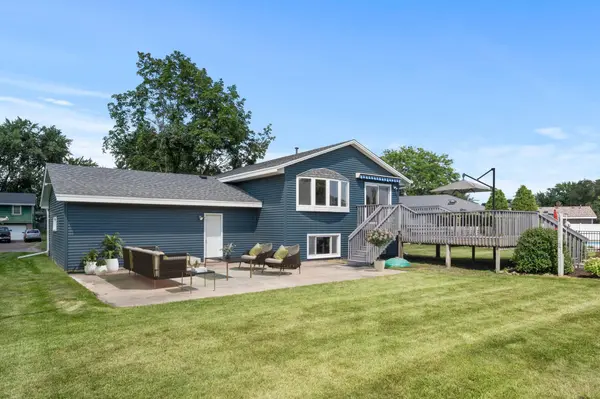 1080 127th LN NE, Blaine, MN 55434