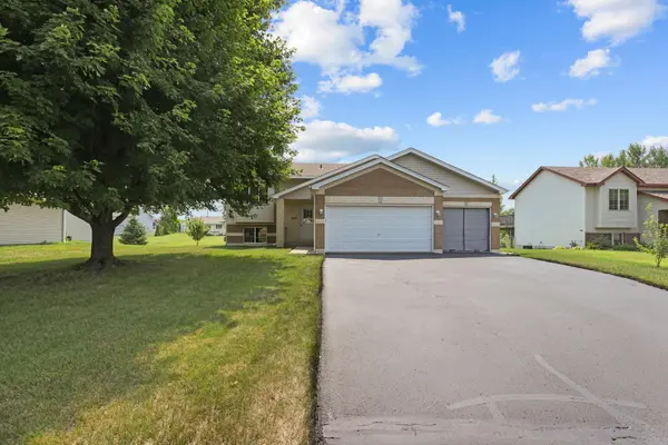 660 Marigold DR S, Cambridge, MN 55008