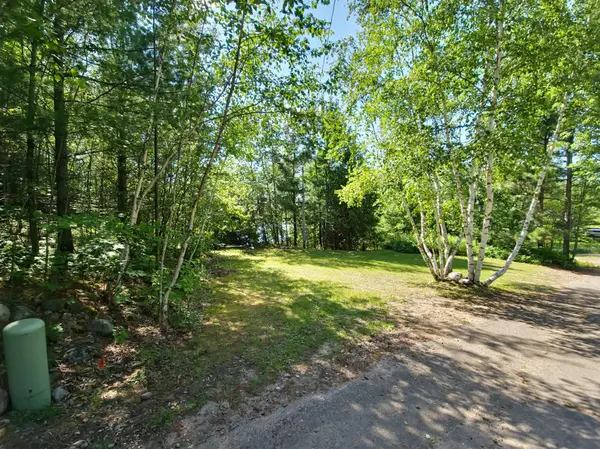 4053 Long Lake Shores RD Eveleth, MN 55734