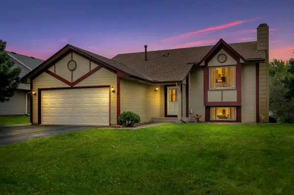 7376 157th ST W, Apple Valley, MN 55124