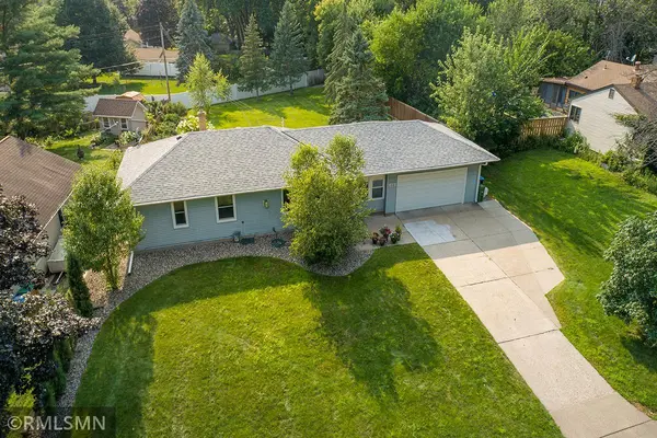 2081 Irene ST, Roseville, MN 55113