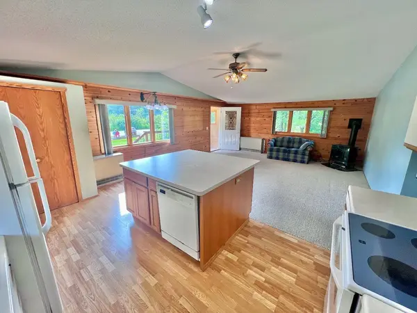 230 3rd Street NW, Cook, MN 55723