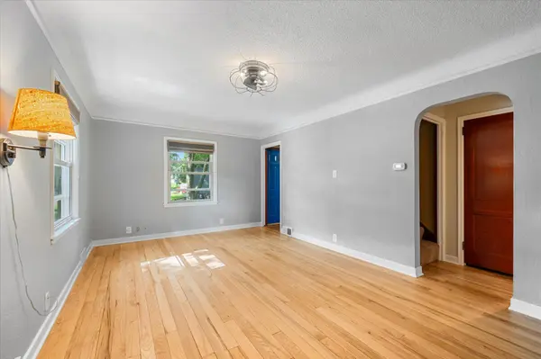 1851 Chelton AVE, Saint Paul, MN 55104