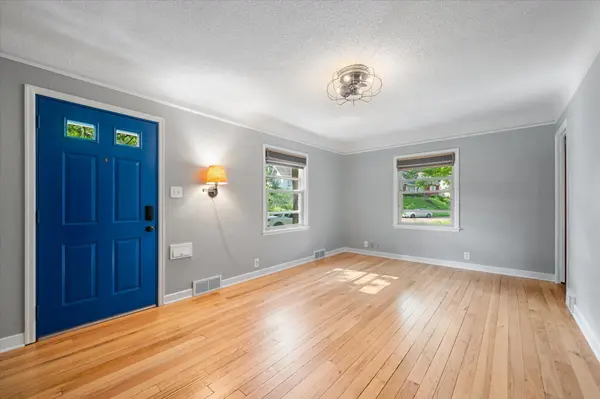 1851 Chelton AVE, Saint Paul, MN 55104