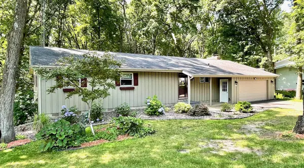 E4576 479th AVE,  Menomonie,  WI 54751