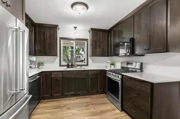 61 Greenstone LN, Waite Park, MN 56387