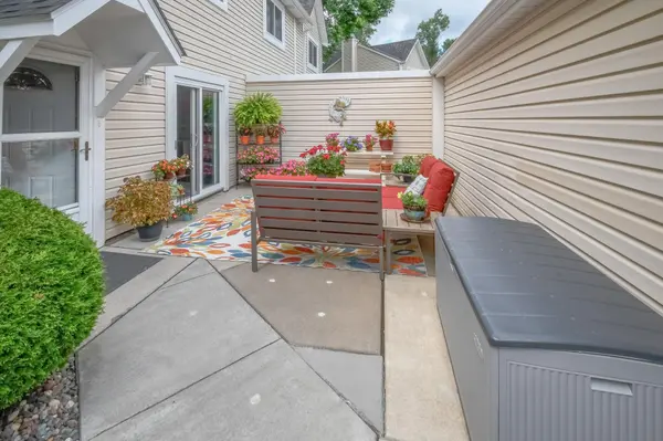 4525 Orchid CIR, Plymouth, MN 55446