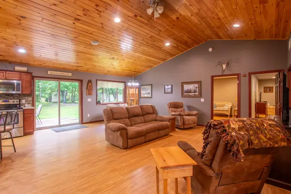 15237 Great Valley RD NW, Pinewood, MN 56676