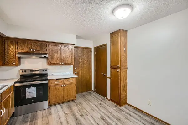 6101 71st AVE N, Brooklyn Park, MN 55429