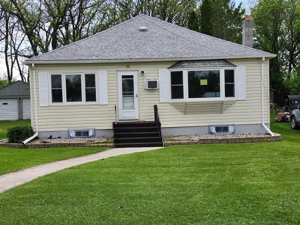 105 Atlantic AVE E,  Badger,  MN 56714